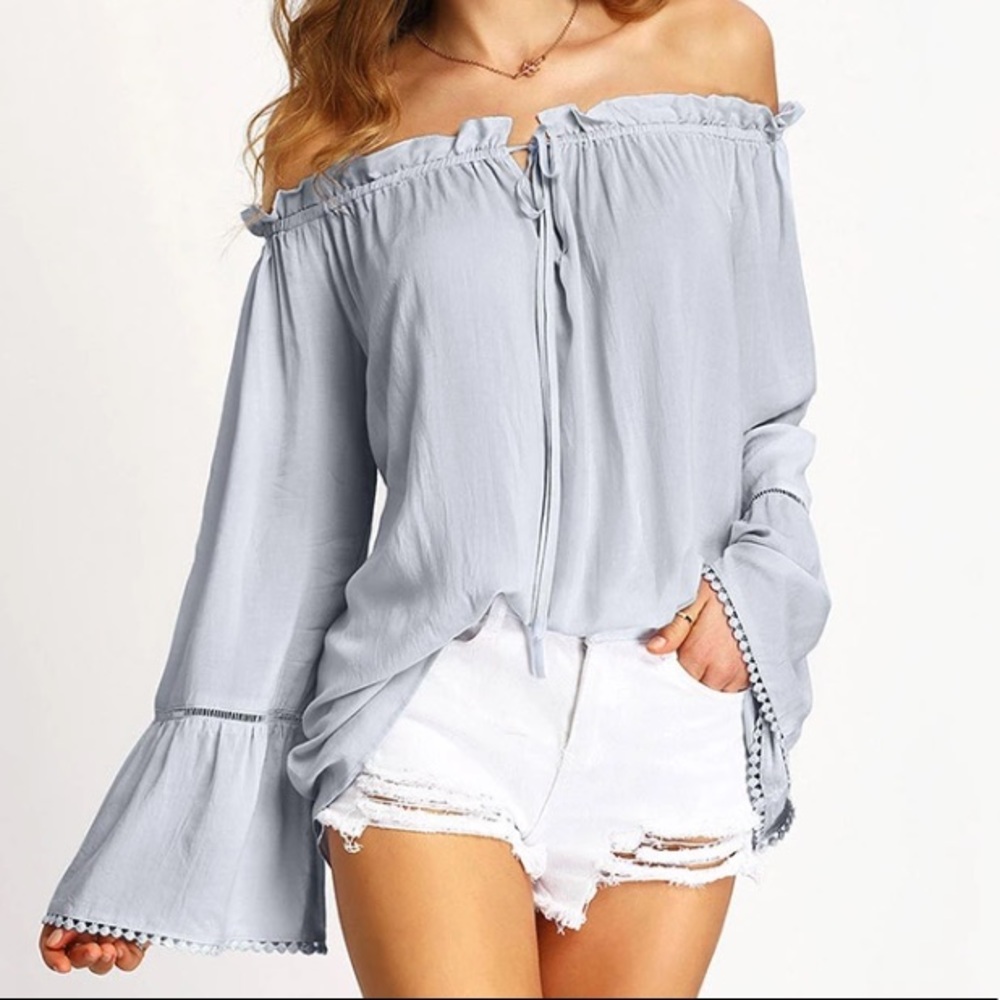 🐳Off-The-Shoulder Light blue Top